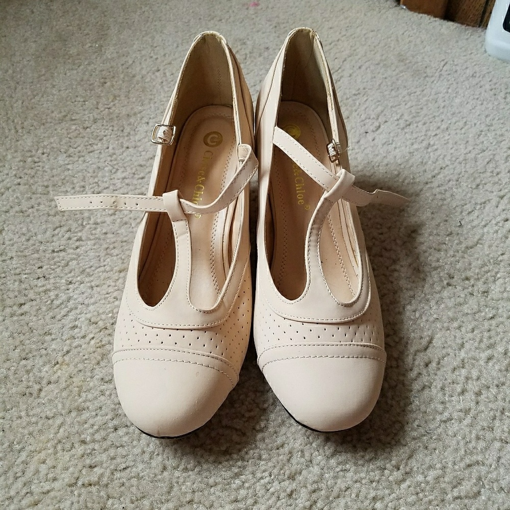 Nude kitten heels